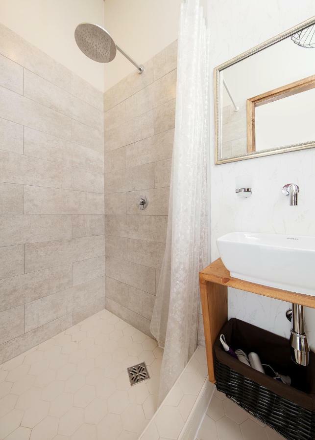 Cute Apartment, Next To Old Town, With Free Parking Tallinn Kültér fotó